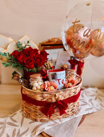 Red Amour Basket