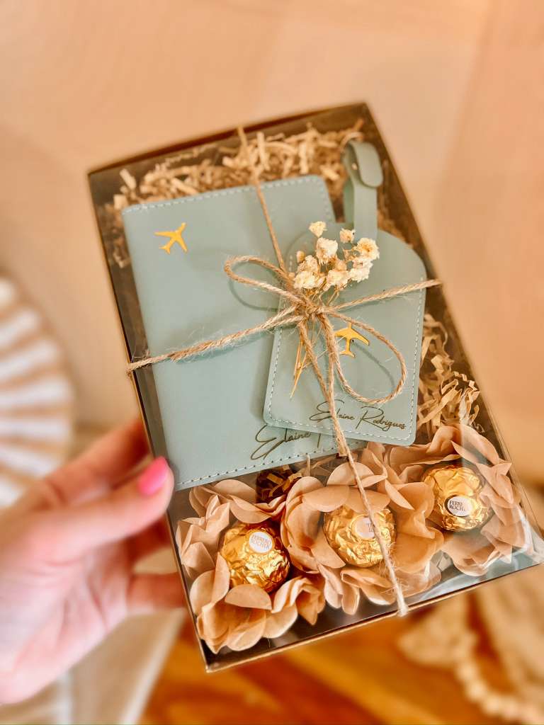 Kit Porta Passaporte + TAG Bagagem