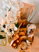 Caixa de presente Home Sweet Home Premium da OhSurpriseGifts com decoração elegante e detalhes delicados.